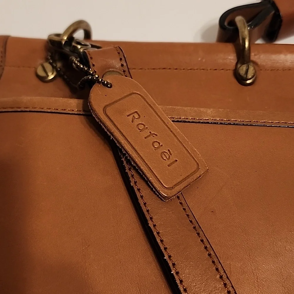 RAFAEL Classic Tan Leather Men's or Womens Briefcase/ Laptop Bag